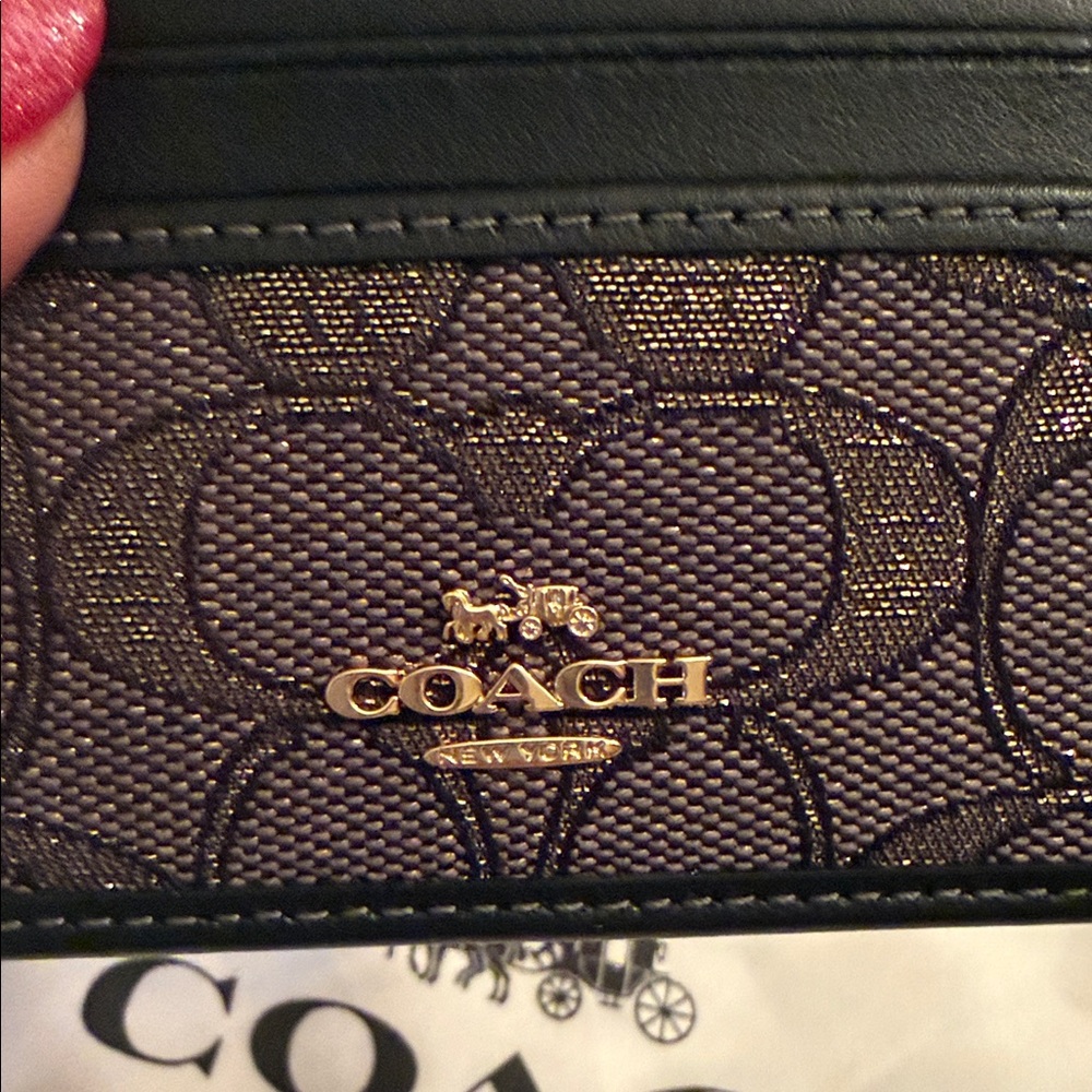 🖤Coach NWT Charcoal Gray and Metallic Gold Signature Jacquard credit Card Holder - Picture 5 of 7
